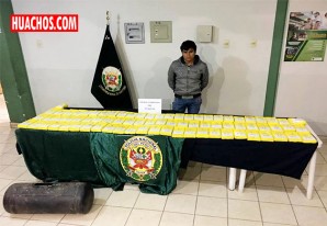 PNP detiene sujeto con 77 kilos de pasta básica de cocaína en Huaytará PNP detiene sujeto con 77 kilos de pasta básica de cocaína en Huaytará