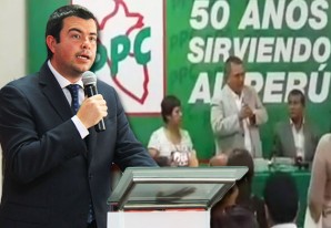 El Partido Popular Cristiano tiene un nuevo jefe, el chinchano Alonso Navarro Cabanillas El Partido Popular Cristiano tiene un nuevo jefe, el chinchano Alonso Navarro Cabanillas