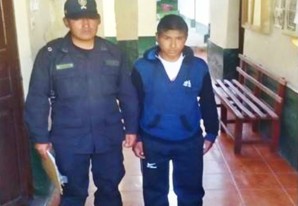 A 18 años ya es un avezado abigeo y a otro lo meten 'adentro' por agredir un alferez en el jala toro A 18 años ya es un avezado abigeo y a otro lo meten 'adentro' por agredir un alferez en el jala toro