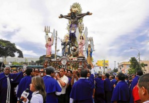 La impresionante anda del Señor de Luren saldrá hoy en recorrido procesional por Ica La impresionante anda del Señor de Luren saldrá hoy en recorrido procesional por Ica