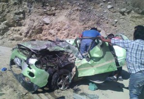 Accidente trágico en la jurisdicción de Huachos, muere un mujer y hay dos heridos Accidente trágico en la jurisdicción de Huachos, muere un mujer y hay dos heridos
