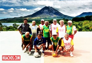 El equipo titular de “Los Abuelos Peloteros” de Marcona, viajan a tierras lejanas El equipo titular de “Los Abuelos Peloteros” de Marcona, viajan a tierras lejanas