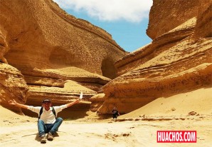 Asaltan y roban a turistas que visitaban «El Cañon de los Perdidos» en el desierto de Ica Asaltan y roban a turistas que visitaban «El Cañon de los Perdidos» en el desierto de Ica