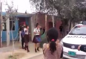 Dos maneras de corregir la vida loca y desenfrenada de las muchachas - VIDEOS Dos maneras de corregir la vida loca y desenfrenada de las muchachas - VIDEOS