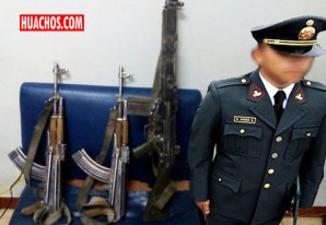 Capturan peligrosa banda de policías asaltantes de carreteras | VIDEO Capturan peligrosa banda de policías asaltantes de carreteras | VIDEO
