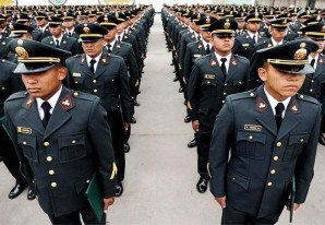 Se necesita una Policía altamente profesional en el Perú y bien pagada Se necesita una Policía altamente profesional en el Perú y bien pagada