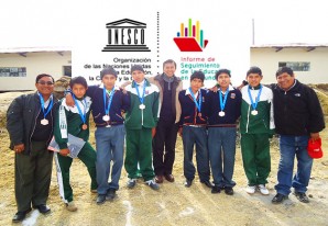 UNESCO lanza informe de Seguimiento de la Educación en el Mundo UNESCO lanza informe de Seguimiento de la Educación en el Mundo