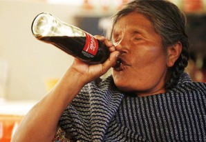 Aumentar los impuestos de las aguas gaseosas y las bebidas azucaradas - VIDEO Aumentar los impuestos de las aguas gaseosas y las bebidas azucaradas - VIDEO