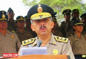 Hay un «nuevo shérif en el pueblo», es el general PNP Luis Octavio Bisso Pun Hay un «nuevo shérif en el pueblo», es el general PNP Luis Octavio Bisso Pun