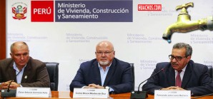 Estos caballeros con semblante alicaído prometen proyecto consuelo para los chinchanos Estos caballeros con semblante alicaído prometen proyecto consuelo para los chinchanos