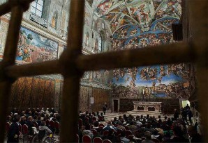 Francisco invita 150 indigentes romanos a visitar la Capilla Sixtina Francisco invita 150 indigentes romanos a visitar la Capilla Sixtina