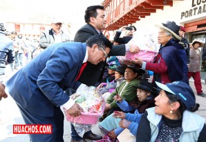 El Gore Huancavelica se las pasó 4 años regalando alimentos industriales y golosinas El Gore Huancavelica se las pasó 4 años regalando alimentos industriales y golosinas
