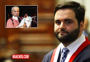 De Belaunde pide a Chávarry que también renuncie como fiscal supremo De Belaunde pide a Chávarry que también renuncie como fiscal supremo