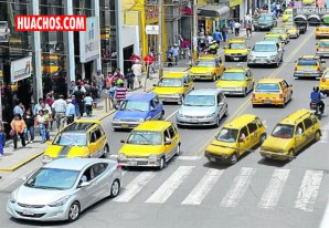 En Chincha Alta el problema son los ambulantes, en Ica son los ticos y mototaxis En Chincha Alta el problema son los ambulantes, en Ica son los ticos y mototaxis